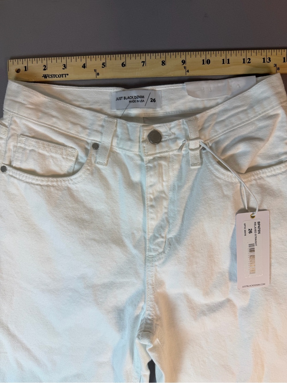 Just Black Denim Size 26 Optic White Relaxed Straight Jeans New With Tags - Picture 8 of 13
